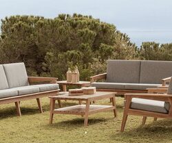 outdoor-loundge-furniture-set