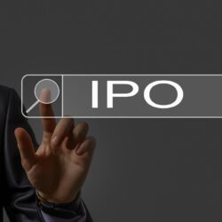 businessman-hand-touching-ipo-initial-public-offering-sign-virtual-screen (1)