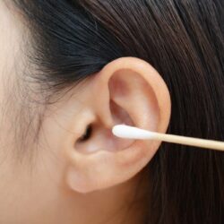 What Causes the Earwax to Build Up
